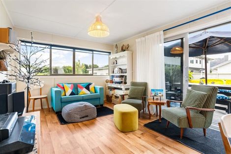 Photo of property in 108a Riverview Road, Whangamata, 3620