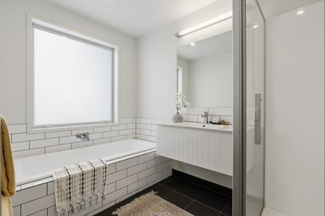 Photo of property in 83 Sandhurst Drive, Papamoa Beach, Papamoa, 3118