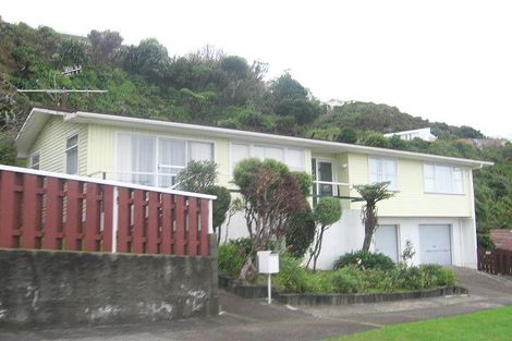 Photo of property in 1 Magnolia Grove, Maungaraki, Lower Hutt, 5010