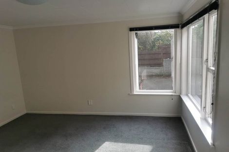 Photo of property in 22 Mulberry Street, Maungaraki, Lower Hutt, 5010