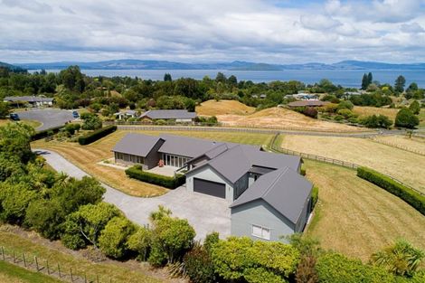 Photo of property in 11 Atkins Lane, Hamurana, Rotorua, 3097