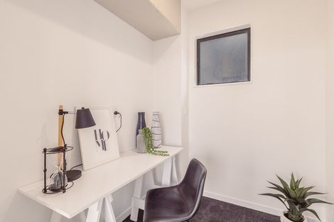 Photo of property in 280 Major Hornbrook Road, Mount Pleasant, Christchurch, 8081