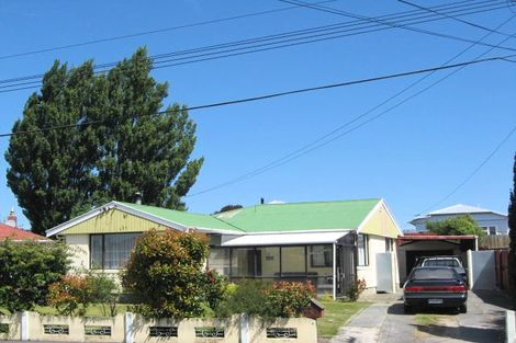 Photo of property in 14 Vancouver Crescent, Wainoni, Christchurch, 8061