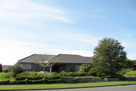 Photo of property in 166 Heta Road, Highlands Park, New Plymouth, 4312