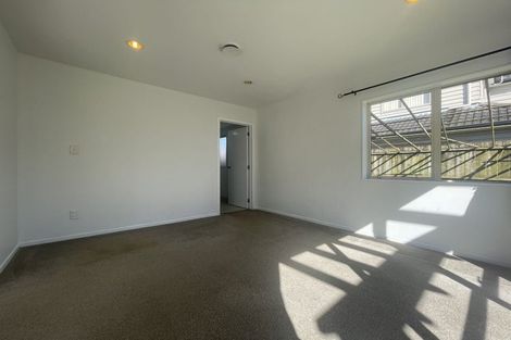 Photo of property in 7 Merlot Way, Te Atatu South, Auckland, 0610