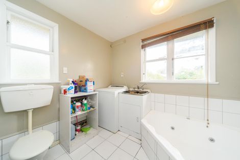 Photo of property in 19 Hewitts Road, Linton, Palmerston North, 4472