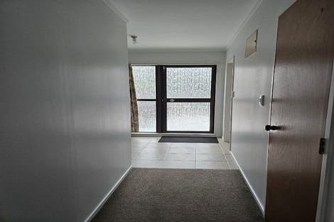 Photo of property in 6/2 Burdendale Grove, Churton Park, Wellington, 6037