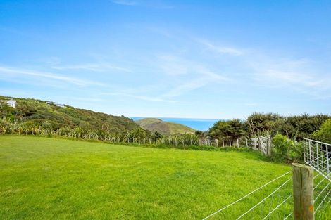 Photo of property in 66 Constable Road, Muriwai, Waimauku, 0881