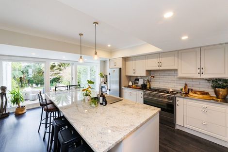 Photo of property in 73 Jickell Street, Hokowhitu, Palmerston North, 4410