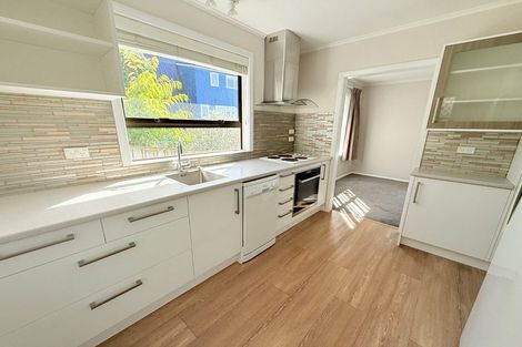 Photo of property in 365 Main Road, Tawa, Wellington, 5028