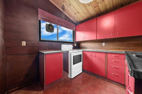 Photo of property in 2 Ensign Place, Hillcrest, Auckland, 0627