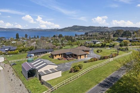 Photo of property in 4 Atkins Lane, Hamurana, Rotorua, 3097