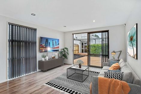 Photo of property in 17 Phar Lap Crescent, Takanini, 2112