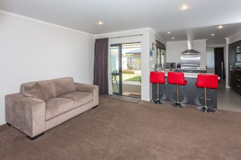 Photo of property in 2 Wakatere Place, Thames, 3500