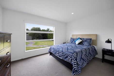 Photo of property in 16 Egmont Street, Patea, 4520