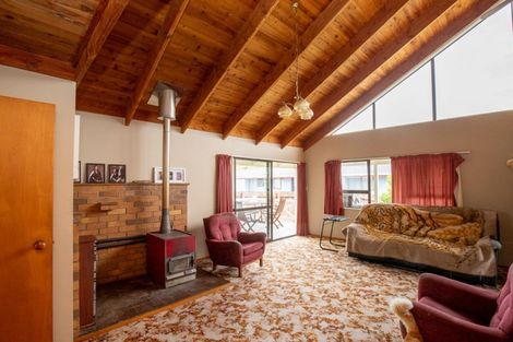 Photo of property in 17 Mahana Road, Ngatea, 3503