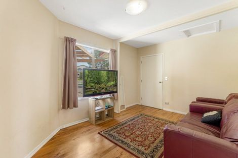 Photo of property in 1 Vanderbilt Place, Welcome Bay, Tauranga, 3112