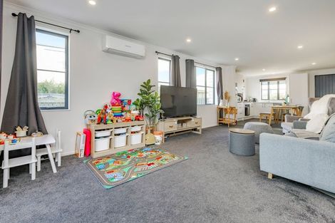 Photo of property in 65 Saddleback Crescent, Papakura, 2110