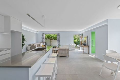 Photo of property in 1/64 Hewitts Road, Merivale, Christchurch, 8014