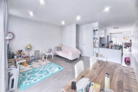 Photo of property in 24 Porowha Road, Westgate, Auckland, 0814