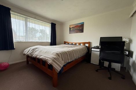 Photo of property in 26 Cabeleigh Drive, Helensville, 0800