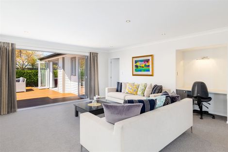 Photo of property in 11 Old Red Barn Road, Halswell, Christchurch, 8025