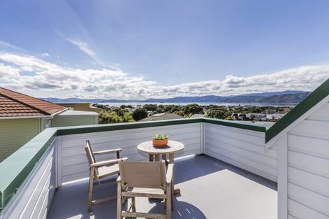 Photo of property in 97 Inglis Street, Seatoun, Wellington, 6022