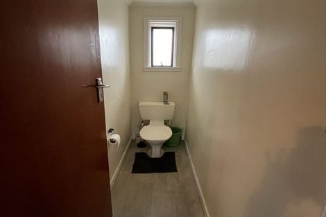 Photo of property in 35 Rountree Street, Upper Riccarton, Christchurch, 8041