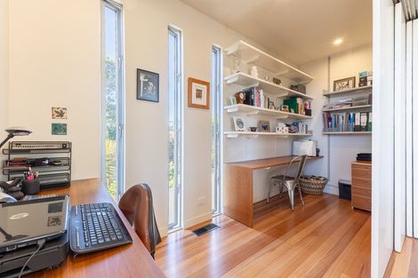 Photo of property in 4 Frances Street, Waikanae Beach, Waikanae, 5036