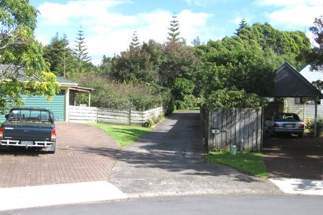 Photo of property in 28 Wells Road, Bucklands Beach, Auckland, 2012