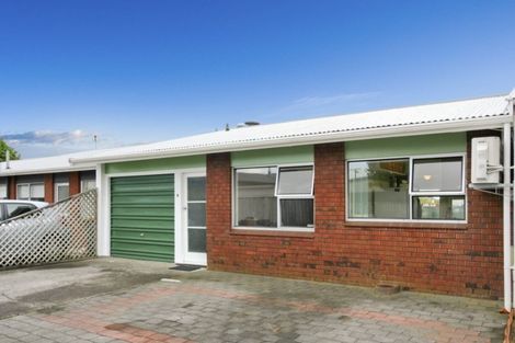 Photo of property in 2/40 Barriball Street, Fitzroy, New Plymouth, 4312