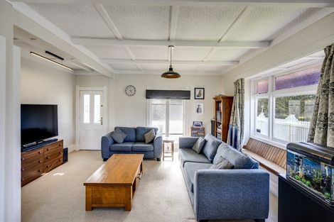 Photo of property in 1213 Caroline Road, Mayfair, Hastings, 4122