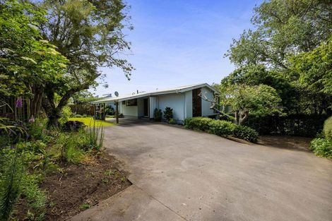 Photo of property in 4 Quin Crescent, Hawera, 4610