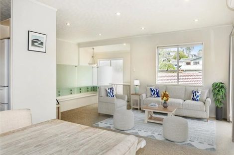 Photo of property in 48 Zita Maria Drive, Massey, Auckland, 0614