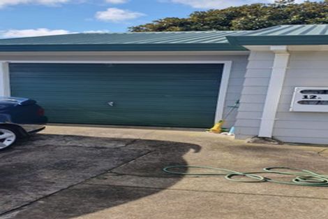 Photo of property in 2/12 Glenlea Place, Flat Bush, Auckland, 2019