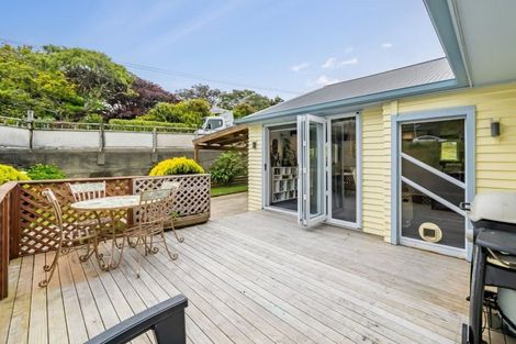 Photo of property in 1 Taku Matenga Grove, Korokoro, Lower Hutt, 5012