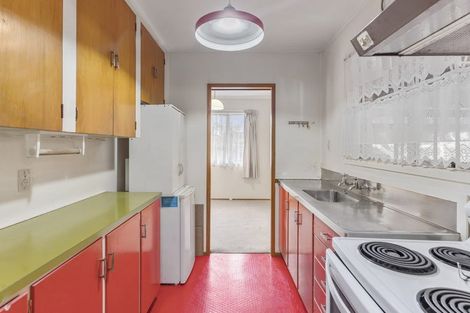 Photo of property in 26 Tamaki Bay Drive, Pakuranga, Auckland, 2010