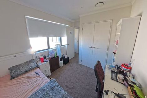 Photo of property in 11 Pihoihoi Place, Hobsonville, Auckland, 0616