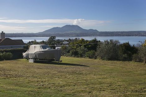Photo of property in 16 Mapara Road, Acacia Bay, Taupo, 3385