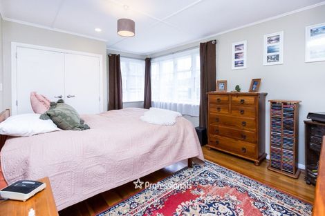 Photo of property in 73 Naenae Road, Naenae, Lower Hutt, 5011