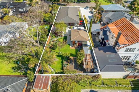 Photo of property in 11 Williams Street, Tauranga, 3110