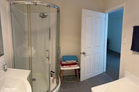Photo of property in 6 Barberry Lane, Te Atatu Peninsula, Auckland, 0610
