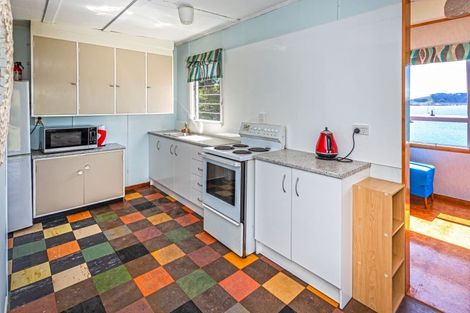 Photo of property in 345 Te Kouma Road, Te Kouma, Coromandel, 3581