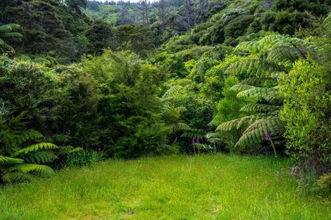Photo of property in 24 Amelia Crescent, Waikawa, Picton, 7220