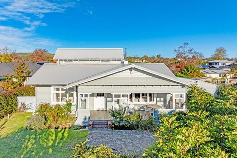 Photo of property in 86 Te Mata Road, Havelock North, 4130