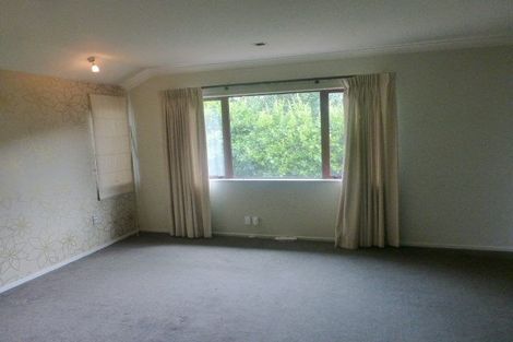 Photo of property in 69 San Marino Drive West, Henderson, Auckland, 0612