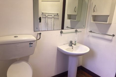 Photo of property in 15 Saint Winifreds Avenue, Hamilton East, Hamilton, 3216