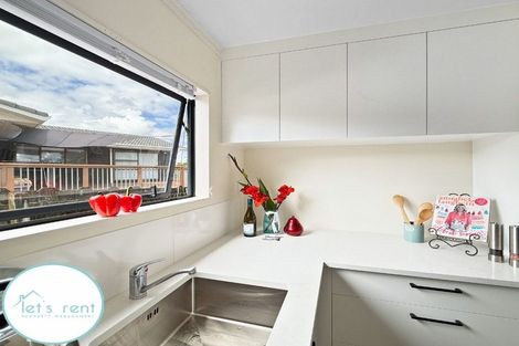Photo of property in 21 Jandell Crescent, Bucklands Beach, Auckland, 2014