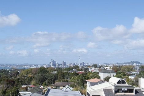 Photo of property in 43/241 Hinemoa Street, Birkenhead, Auckland, 0626