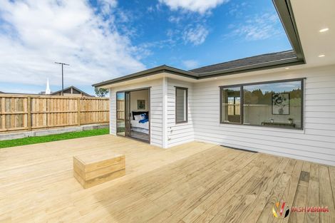 Photo of property in 22 Rauaruhe Road, Karaka, Papakura, 2113